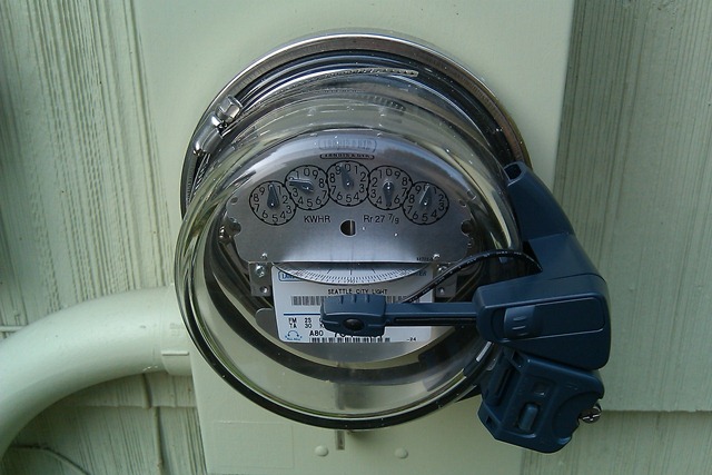 PowerCost Monitor sensor attached to a Seattle-area house's power meter. Jim Galasyn