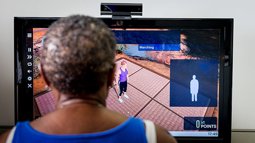 The Kinect sensor monitors the patient’s performance, correcting improperly executed movements and awarding points for those done appropriately.