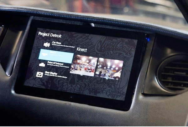 Project Detroit’s front and rear Kinect cameras transmit a live video feed of surrounding pedestrians and objects directly to the interior dashboard displays.