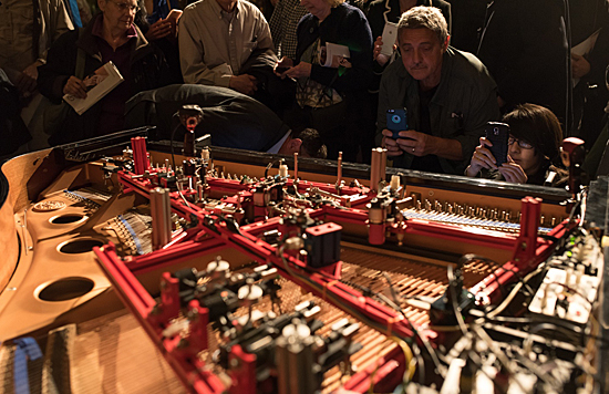 The inner workings of the robotic grand piano piqued the curiosity of concertgoers. (credit: Brandon Patoc Photography)