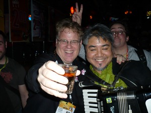 scoble_and_accordion_guy