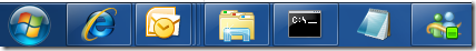 Windows Live Messenger appears by default on the taskbar.