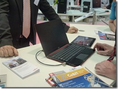 20120309_Fujitsu, Ultrabook-Modell (Klein)