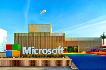 Microsoft_podium_Sochi_Page